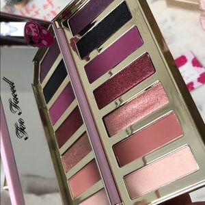 Razzle Dazzle Too Faced Eye Palette